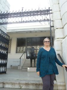 Julie at the Peggy Guggenheim museum with Karen