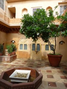 One of the numerous little courtyards