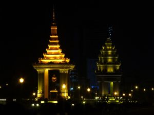 Phnom Penh by night
